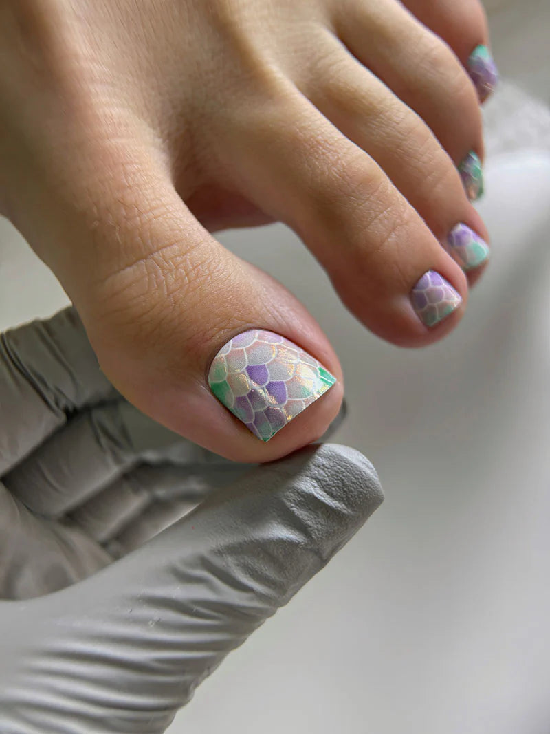 Pedicure Mermaid. Lilac and Green. Colored Foil. Nail wraps WR-511