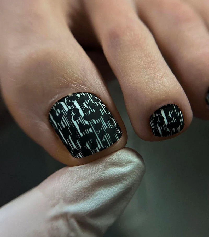 Pedicure Leo. Black stripes. Nail wrap WR-857