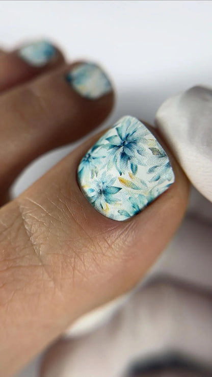 Pedicure Flowers. Blue. Nail wraps WR-570