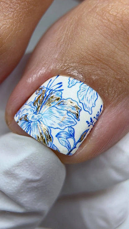 Pedicure Blue Flowers. Gold Foil. Nail wraps WR-567